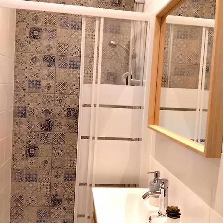 Maria Surfista_ As Três Marias * Matosinhos (Porto)